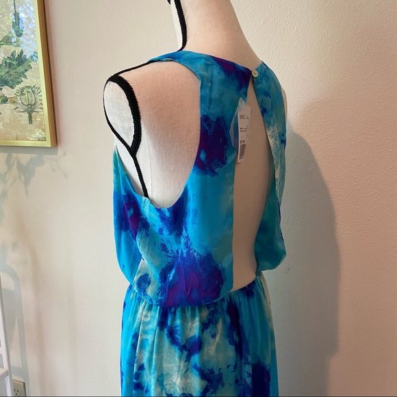 Blue Tie Dye Open Back Maxi Dress - Picture 4 of 6